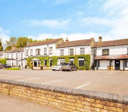 The Bridge Hotel Thrapston  Exterior photo